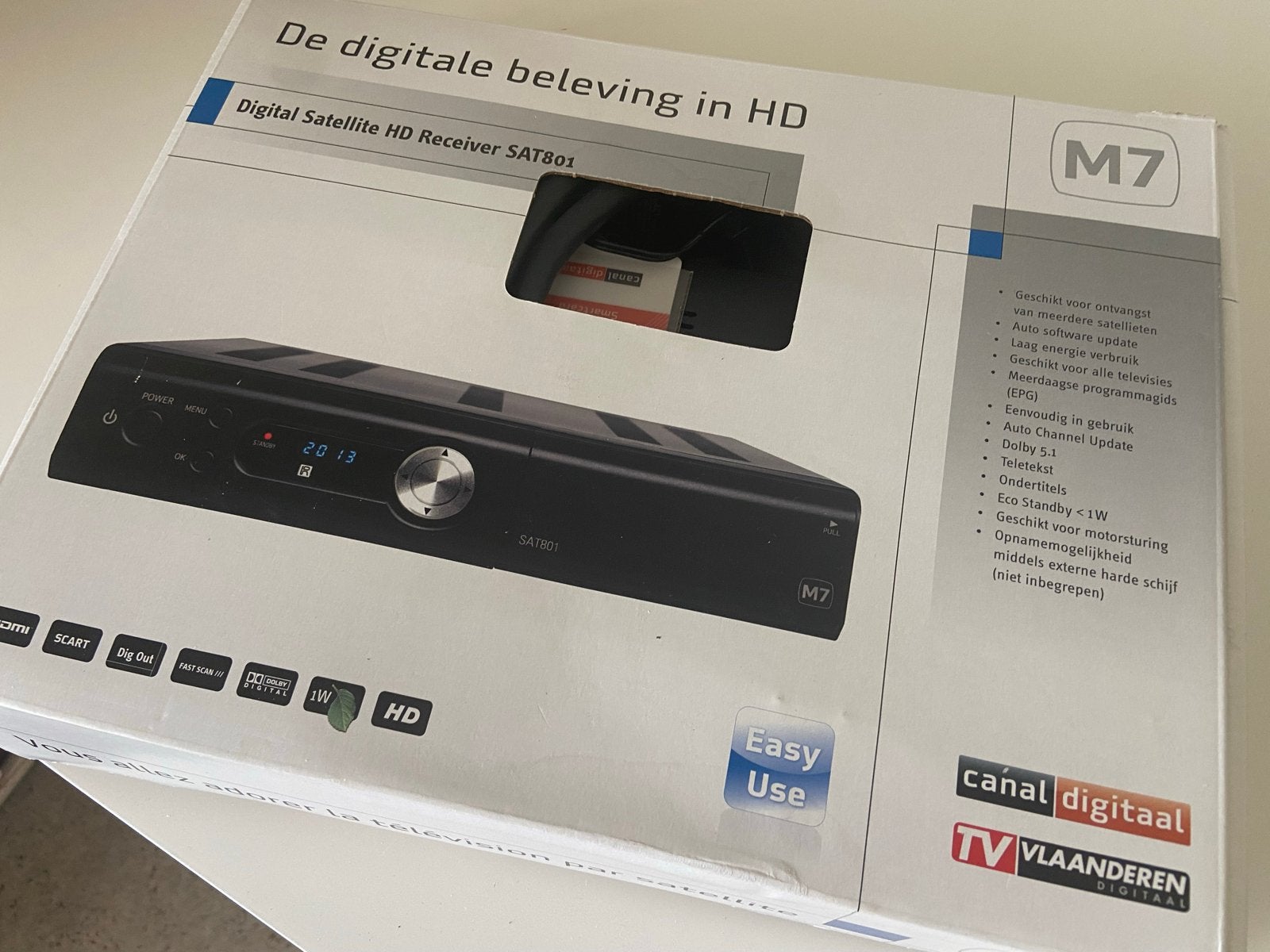 M7 Digital Satellite HD Receiver SAT801 - Nieuw in doos, Ophalen, Nieuw, Decoder