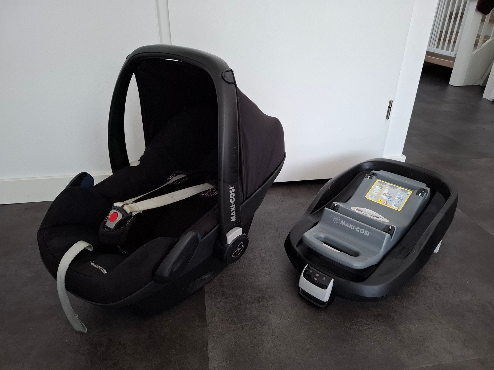 Maxi-Cosi autostoel pebble met Isofix base, Ophalen, Gebruikt, Isofix, 0 t/m 13 kg