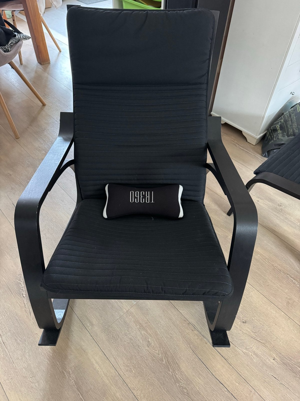 Mooie zwarte IKEA stoel met voetenbank, Ophalen, Gebruikt, Zwart, Eén