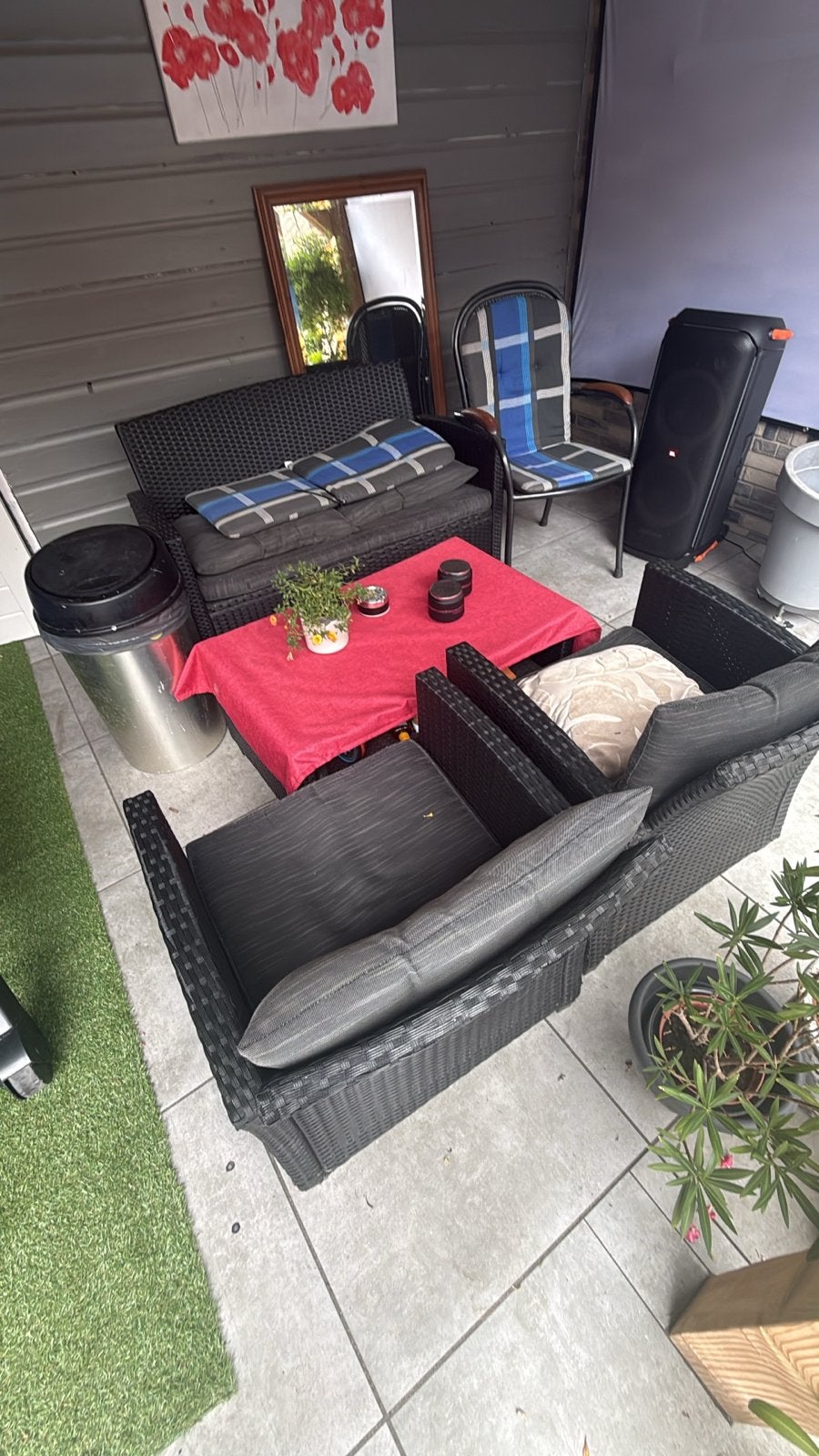 Jysk Loungeset met glazen tafelblad - 1 jaar oud, Tuin en Terras, Tuinsets en Loungesets, Ophalen, 4 zitplaatsen, Gebruikt, Loungeset