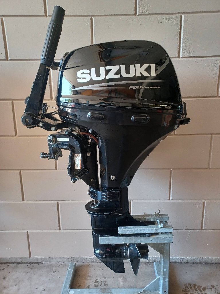 SUZUKI DF9.9 Buitenboordmotor – 9.9 PK – Bouwjaar 2019, Watersport en Boten, Buiten- en Binnenboordmotoren, Ophalen, 10 tot 30 pk
