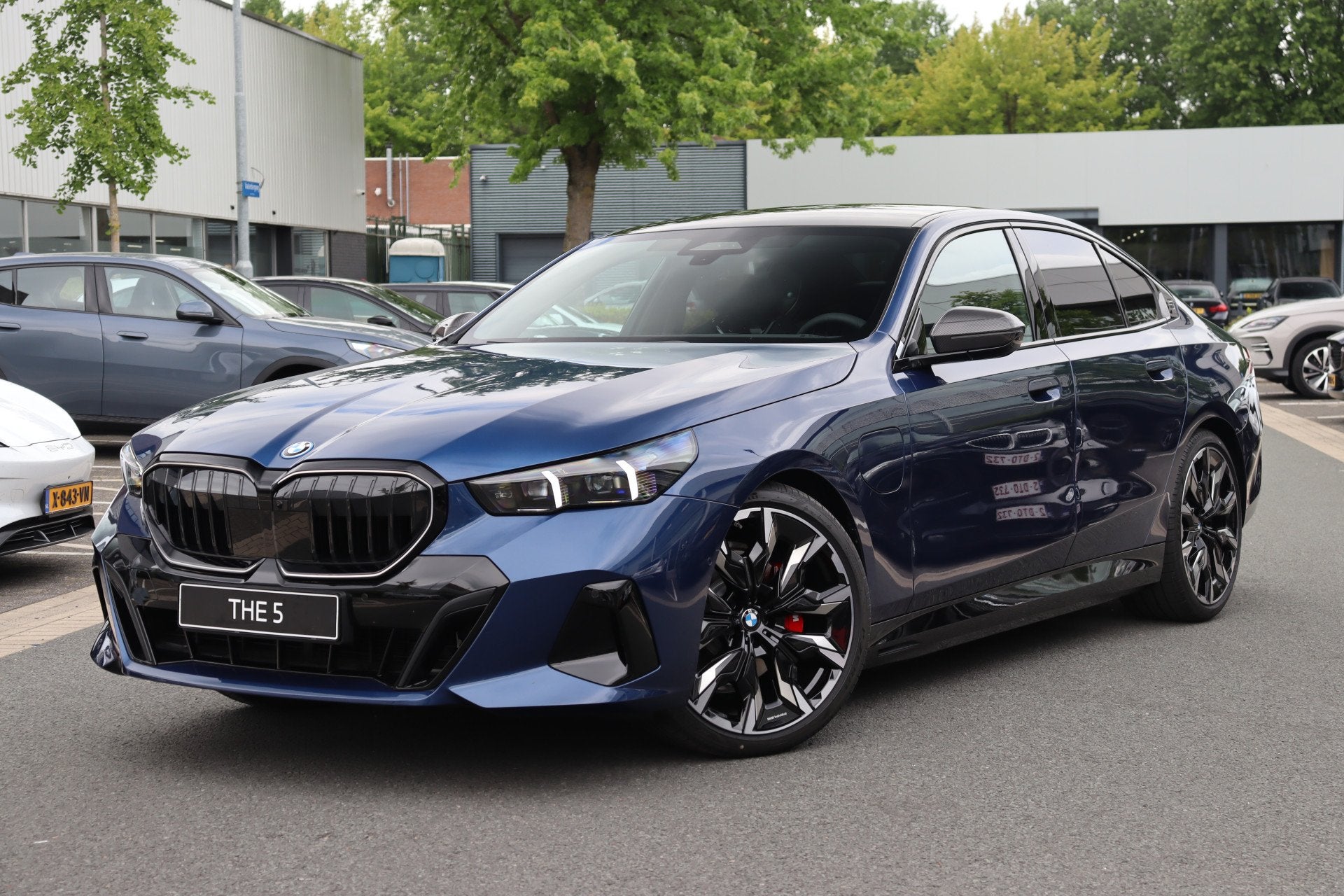 BMW 5 Serie 530e M Sport Automaat / Panoramadak / Trekhaak /, Automaat, Achterwielaandrijving, Zwart, 4 cilinders