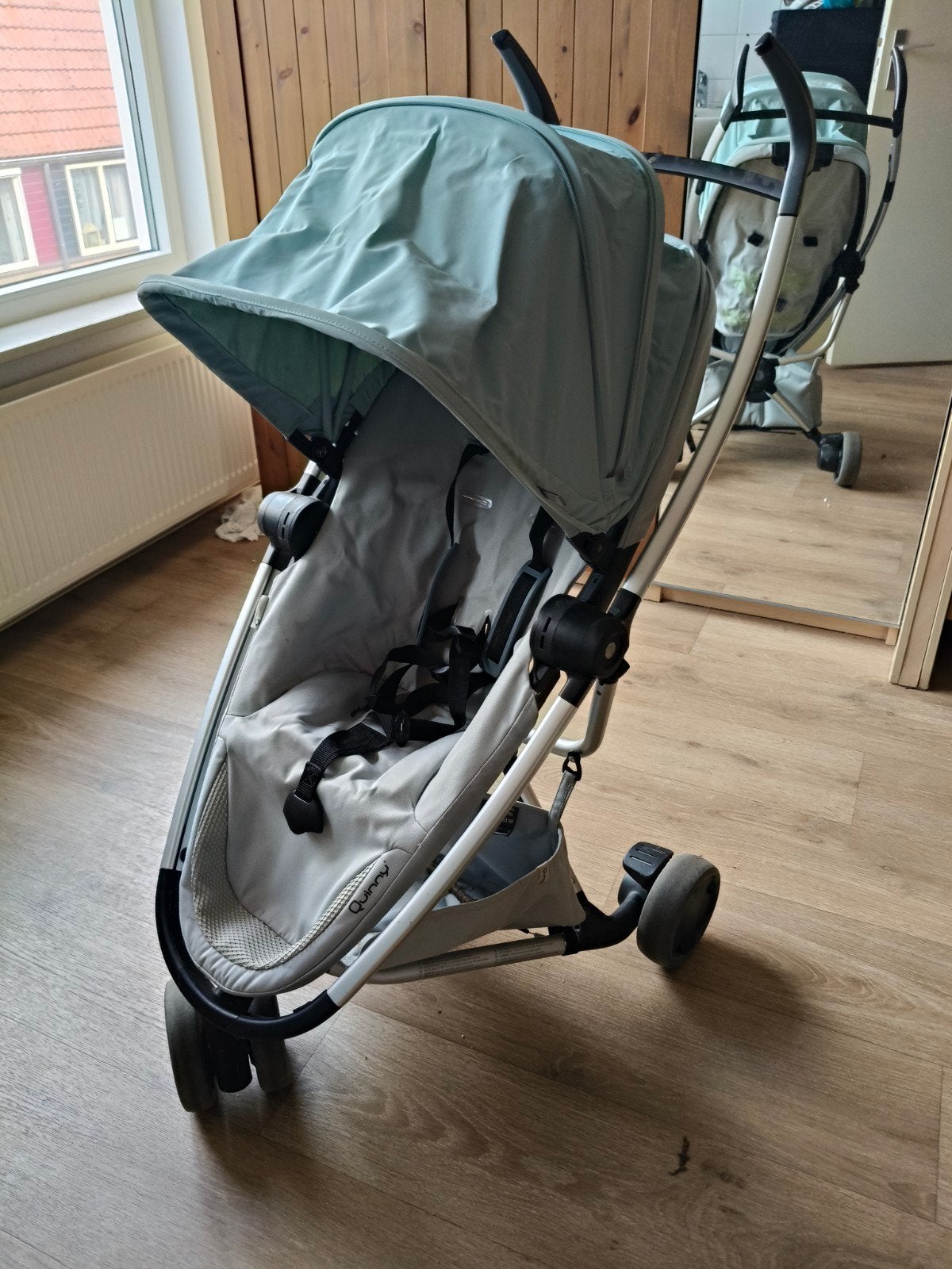 Quinny Buggy met verstelbare zitting, Ophalen, Zo goed als nieuw, Quinny, Verstelbare rugleuning