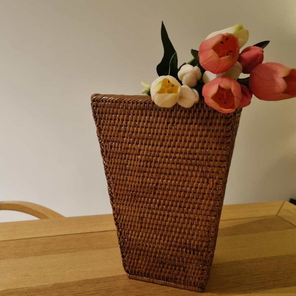 Birma rieten bloempot/vaas taps, 30cm hoog 2x, Overige materialen, Gebruikt, Overige kleuren, Ophalen of Verzenden