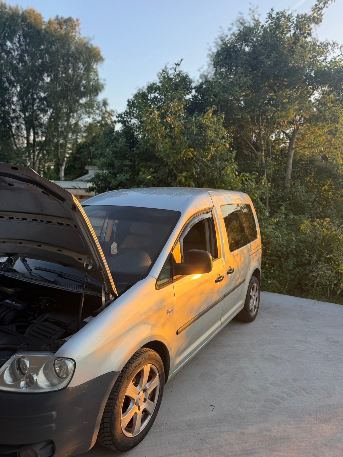 Volkswagen Caddy 1.6 Life 75KW Kombi 2004 Grijs, Auto's, Voorwielaandrijving, 4 cilinders, Volkswagen, Handgeschakeld