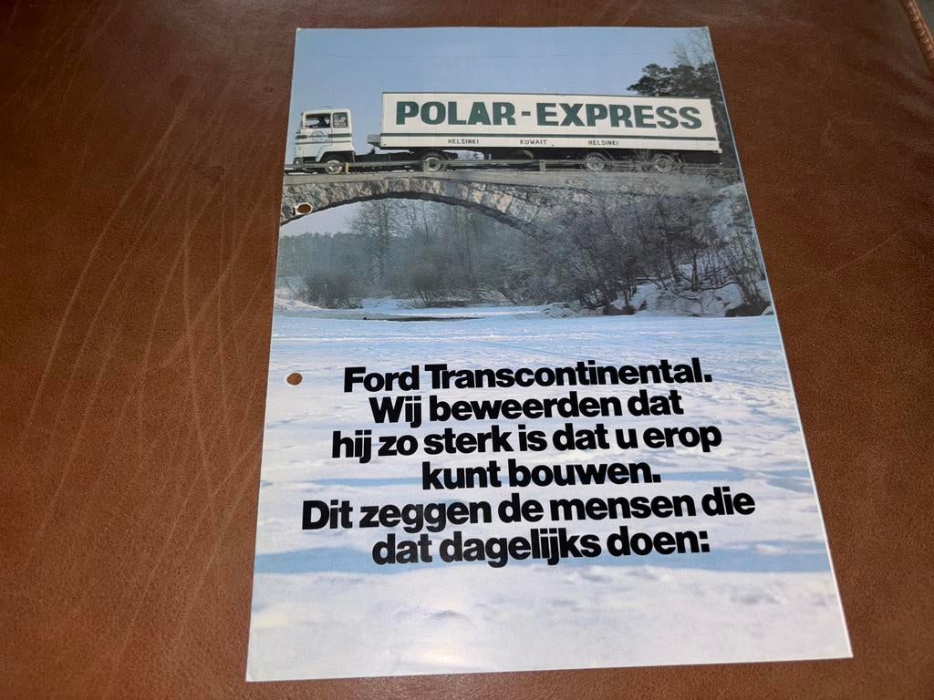 Folder Ford Trucks Transcontinental, Boeken, Auto's | Folders en Tijdschriften, Gelezen, Ford, Ophalen of Verzenden