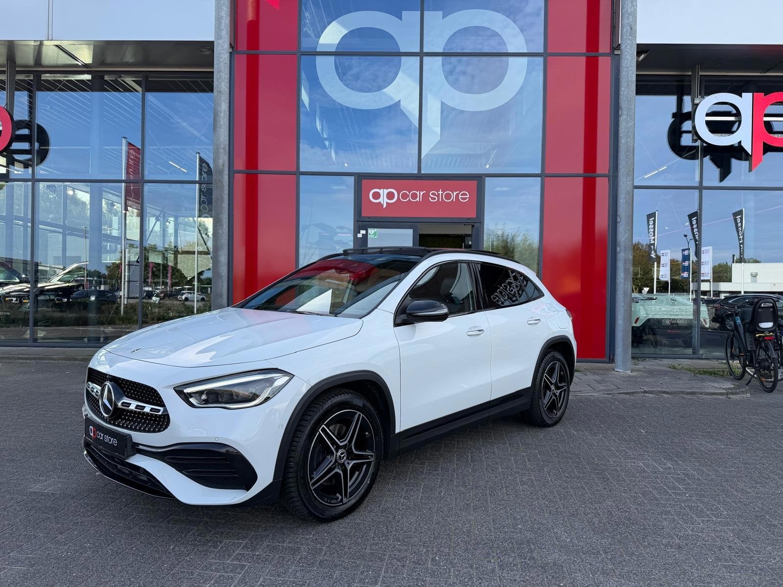 Mercedes-Benz GLA-klasse 250e Business Solution AMG Limited, Auto's, 15 kWh, Wit, Bedrijf, 161 pk
