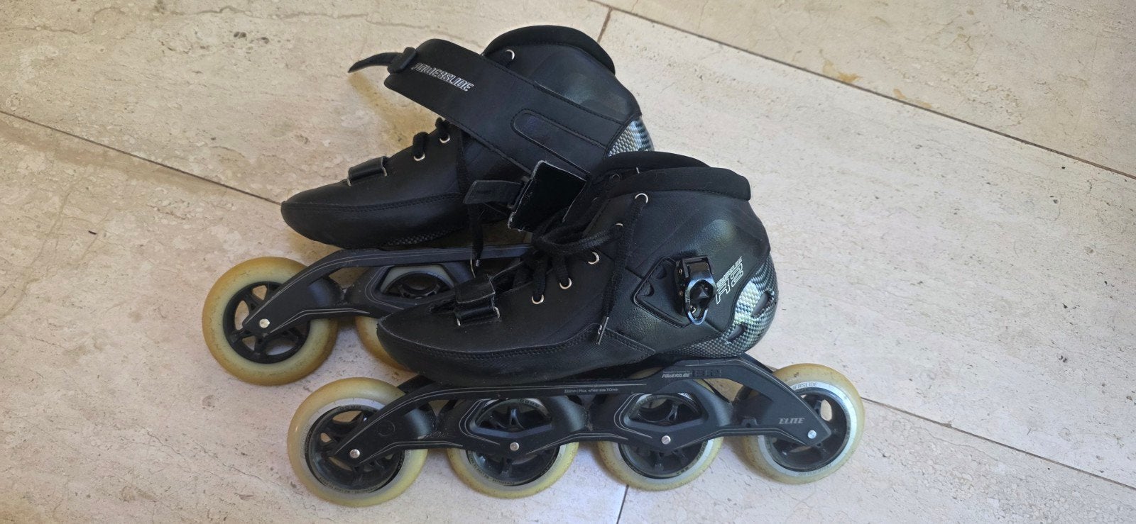 Powerslide R2 100 Inline Skeelers Zwart - Maat 43, Sport en Fitness, Skeelers, Gebruikt, Heren, Ophalen of Verzenden, Inline skates 4 wielen