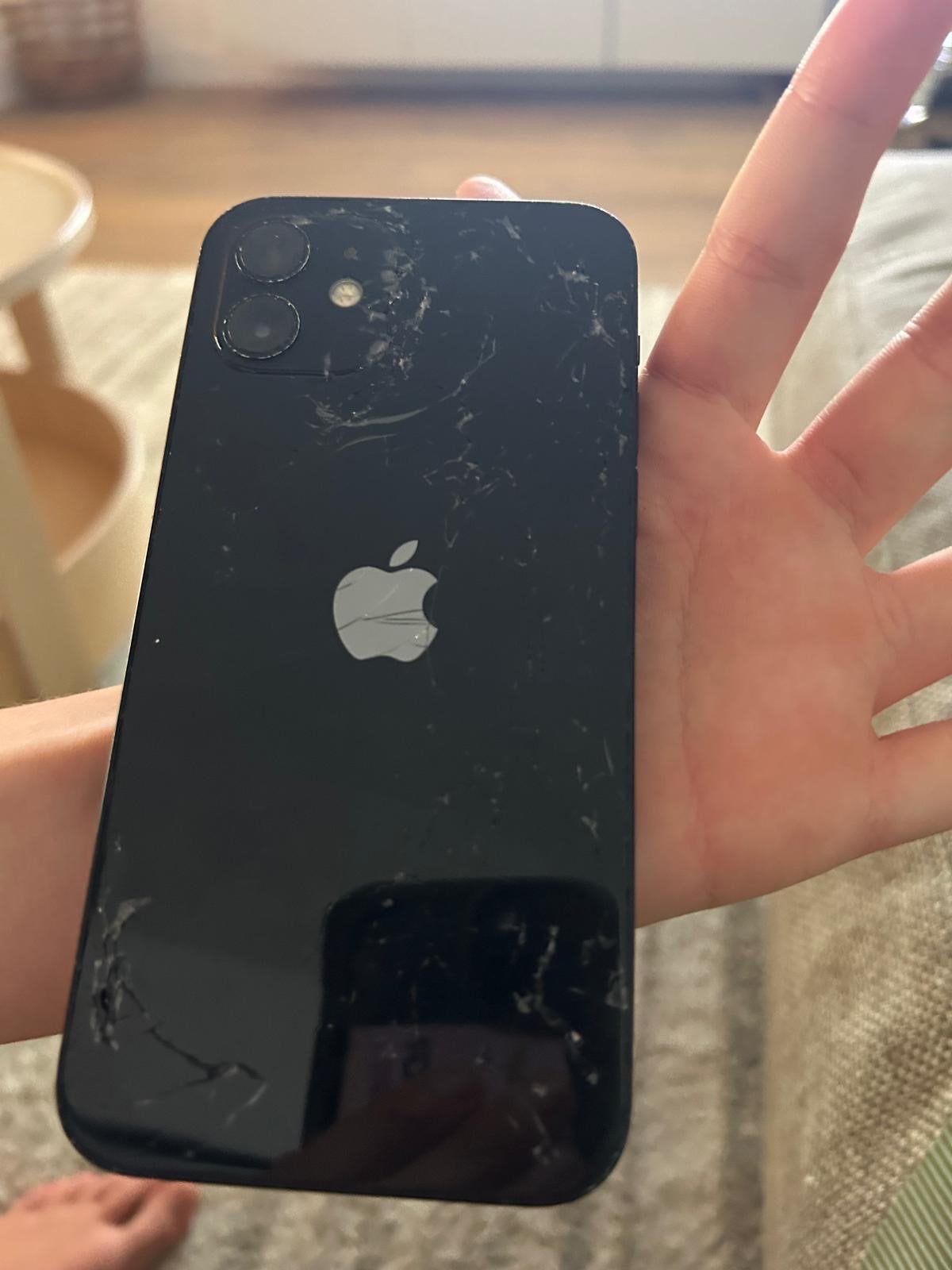 iPhone 12- Gebarsten scherm en achterkant, Zwart, Ophalen of Verzenden, IPhone 12, Zonder simlock
