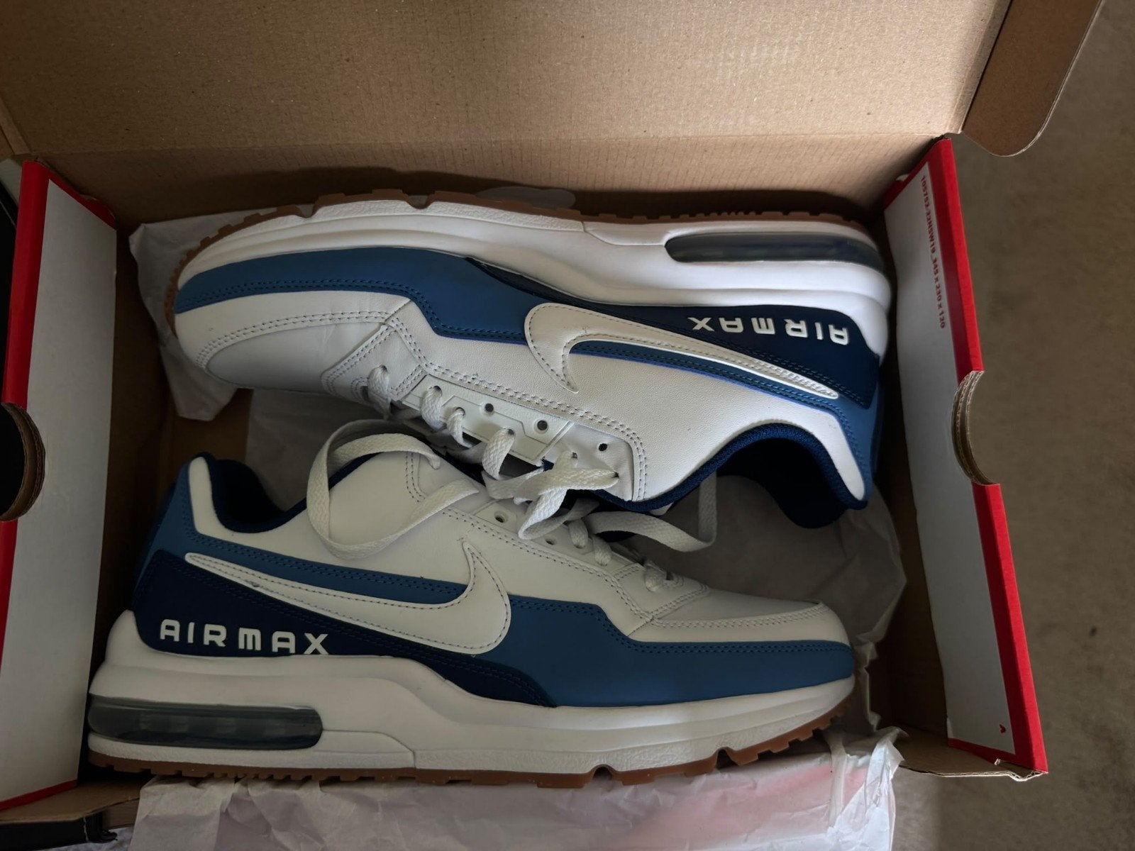 Nike Air Max LTD 3 - Maat 44,5 - Zo goed als nieuw, Wit, Nike, Ophalen of Verzenden, Sneakers of Gympen