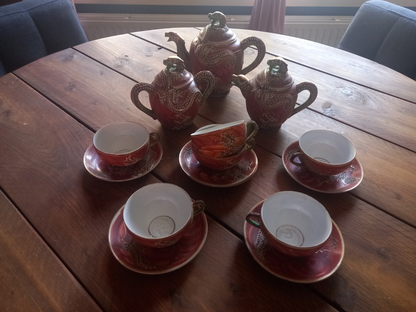 Antiek 11-delig Chinees theeservies (handgeschilderd), Ophalen