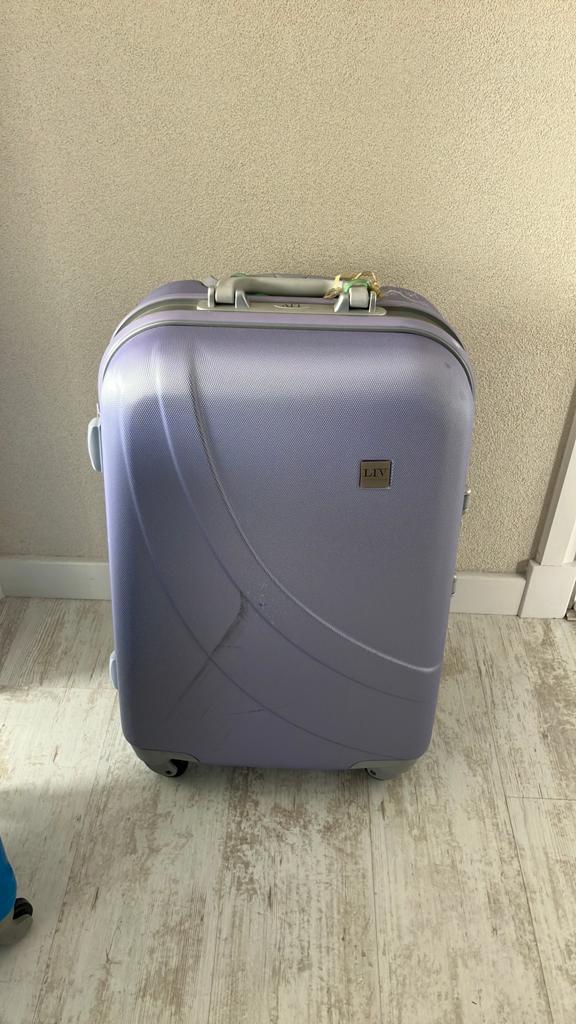 LIV Koffer - Handbagage - Lichtpaars met wieltjes, Ophalen, 40 tot 60 cm, 30 cm of meer, Gebruikt