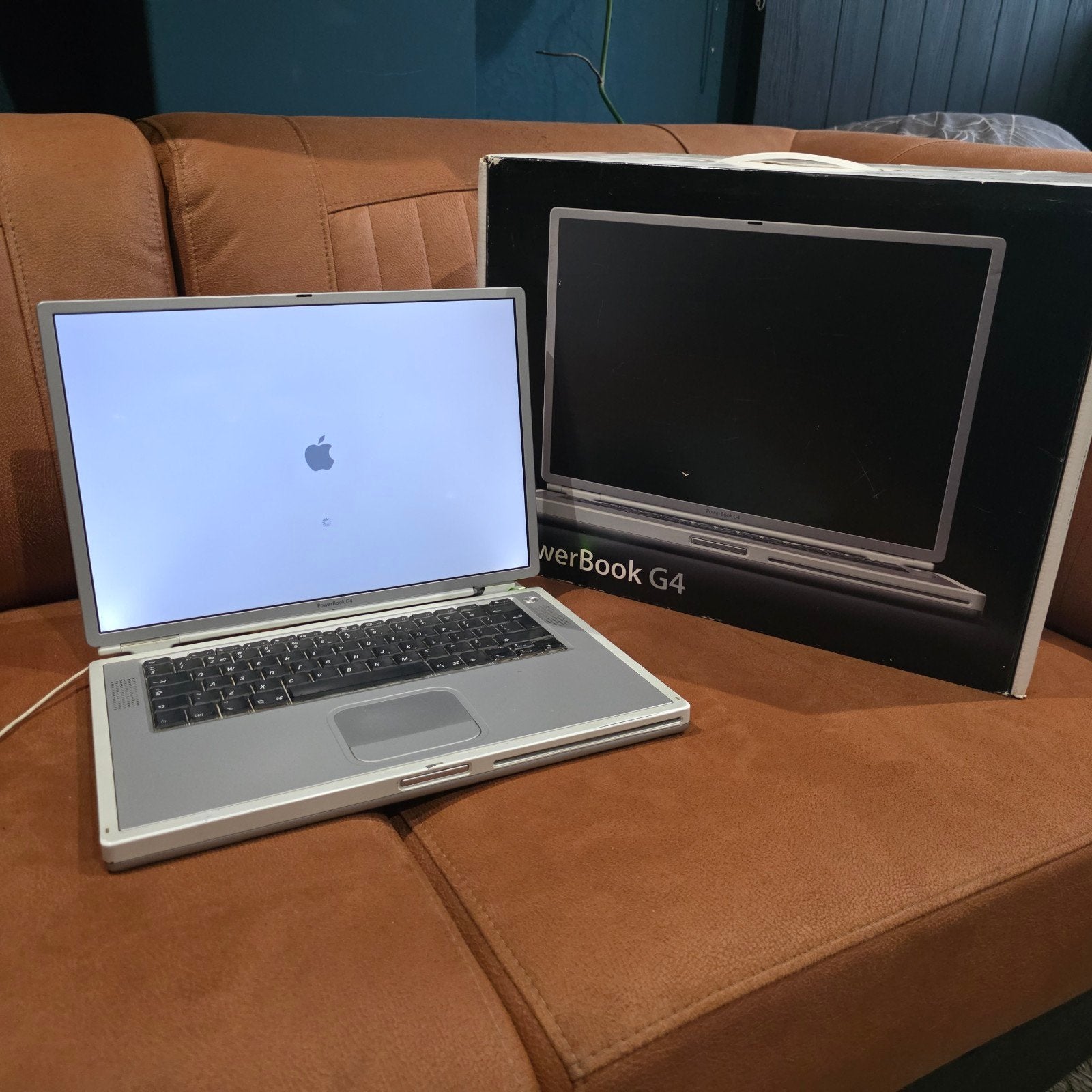 Apple PowerBook G4 Titanium (M8858N/A) - Vintage Laptop, Ophalen of Verzenden, Apple Macintosh