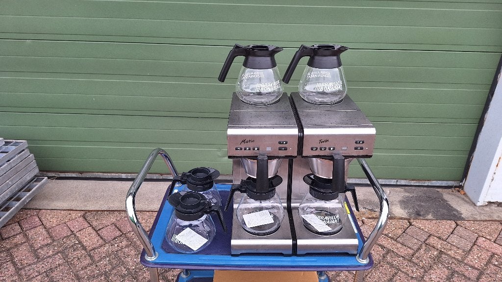 Koffiezetapparaat, Bravilor, Matic Twin, Ophalen, Gebruikt, 10 kopjes of meer, Koffiemachine