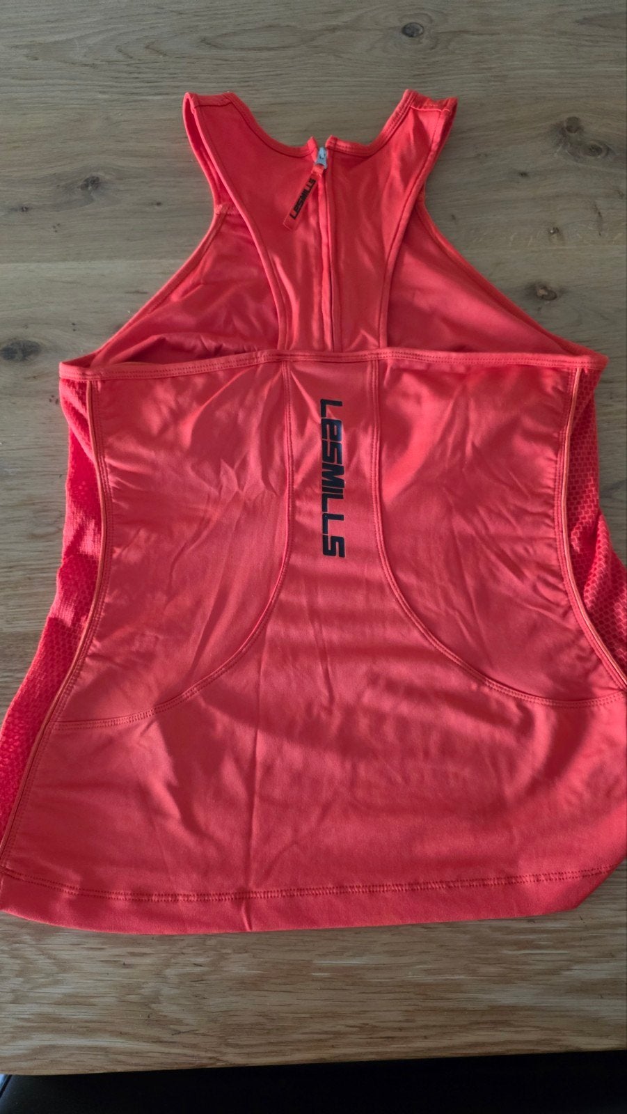 Les Mills sporttop maat L - Zo goed als nieuw, Kleding | Dames, Maat 38/40 (M), Les Mills, Oranje, Ophalen of Verzenden