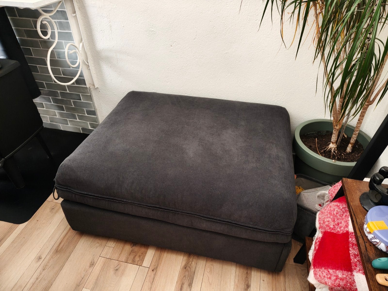 IKEA Vallentuna slaapbank/poef - Donkergrijs, Huis en Inrichting, Ophalen, Gebruikt, Vierkant, 75 tot 100 cm