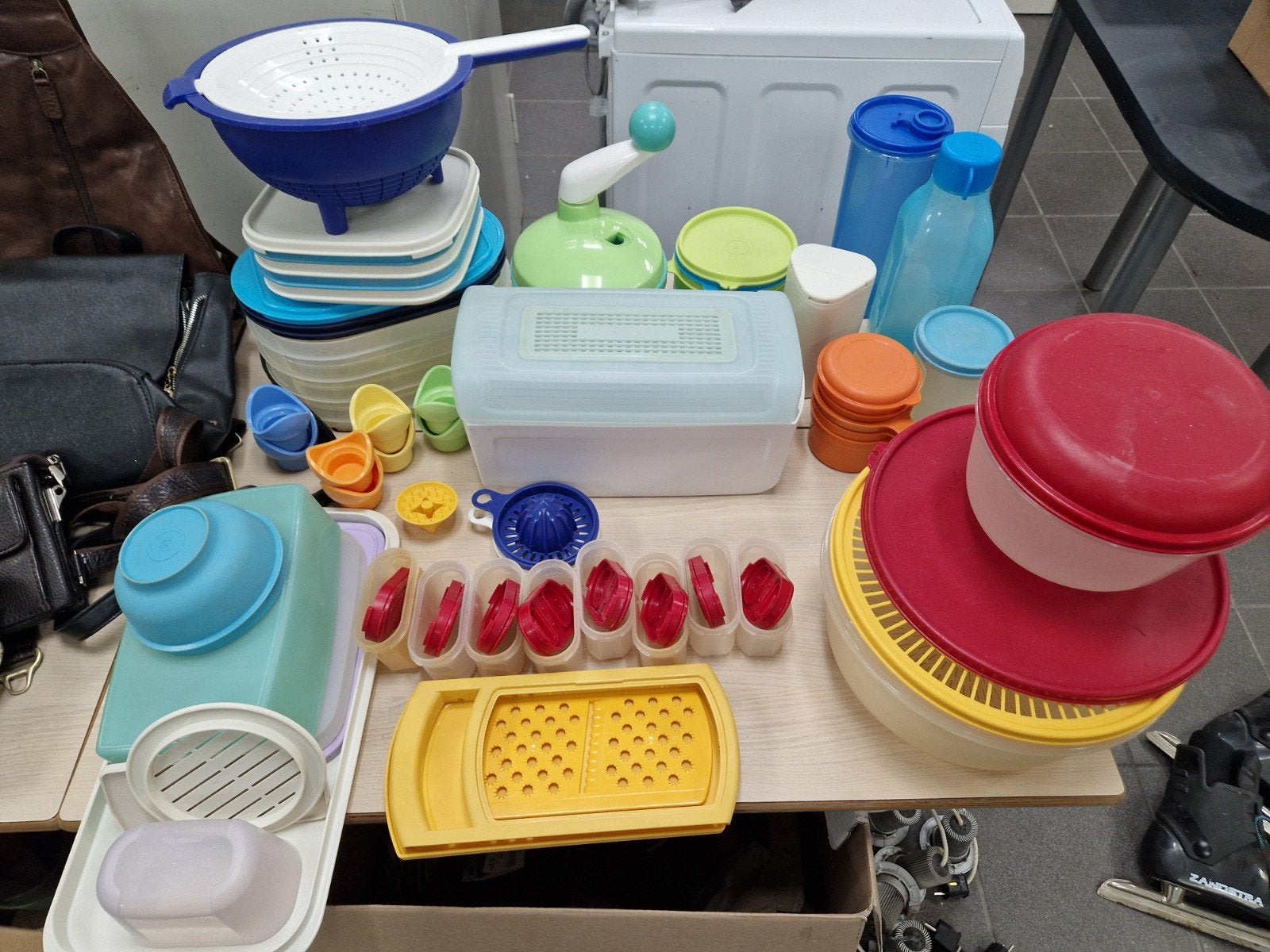 Diverse Tupperware collectie - Keukenbenodigdheden, Ophalen of Verzenden, Gebruikt, Blauw, Bak of Kom