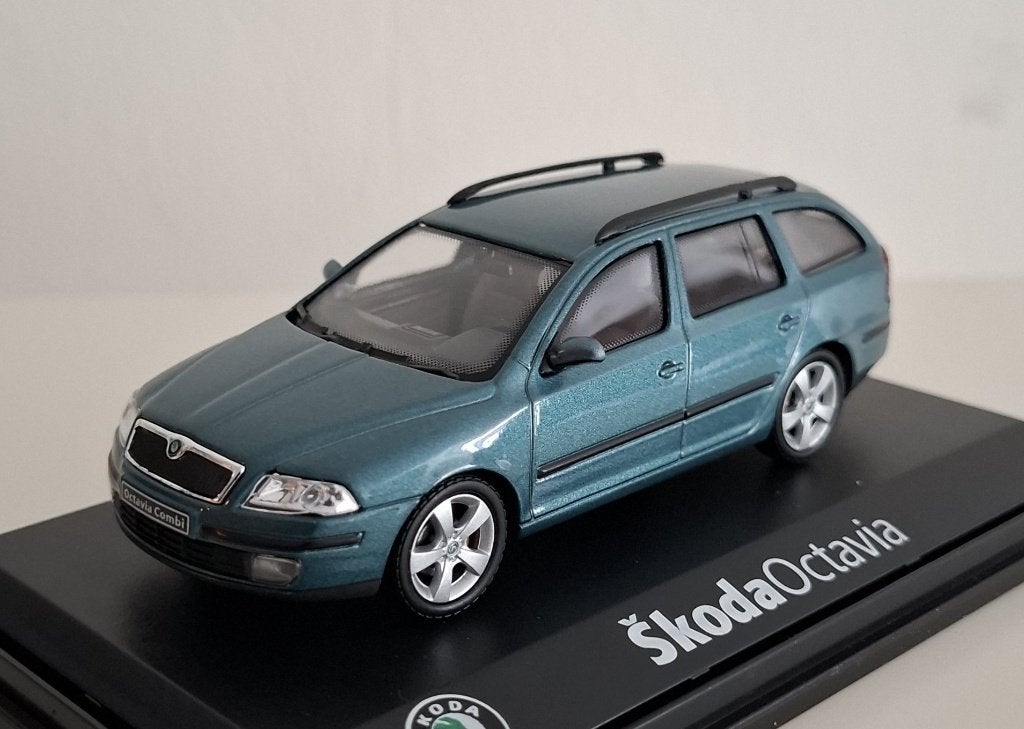 Skoda Octavia II Combi - 2004 -, Ophalen of Verzenden, Nieuw, Auto, Overige merken