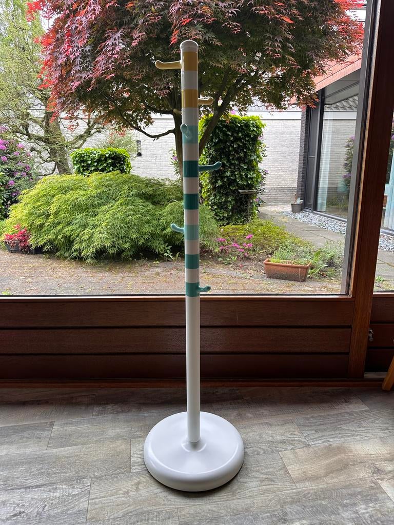Ikea Krokig kapstok, bontgekleurd, 8 haken, zeer goede staat, Ophalen, 100 tot 150 cm, Zo goed als nieuw, Metaal