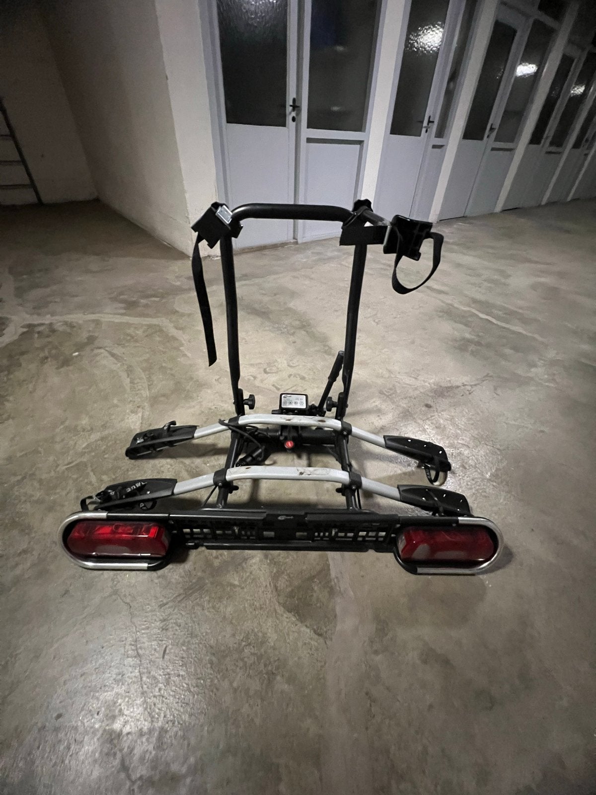 ANWB Basic II Fietsendrager voor 2 elektrische fietsen, Ophalen, Gebruikt, 2 fietsen, Trekhaakdrager