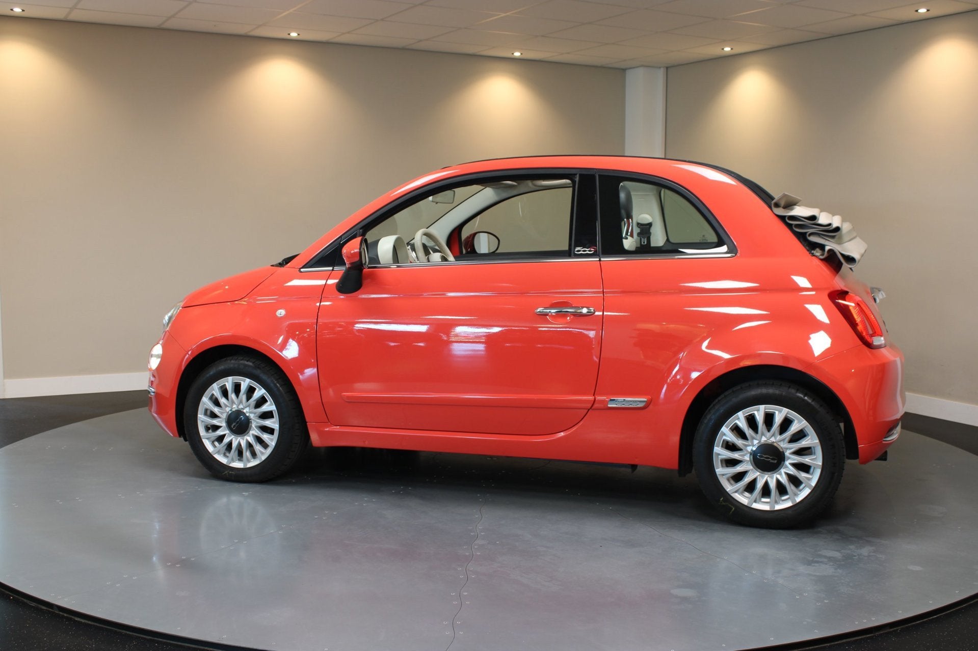 Fiat 500 C 0.9 TwinAir Turbo Lounge *Rosso Corallo* Koraal|2, Gebruikt, Start-stop-systeem, Cabriolet, Leder en Stof