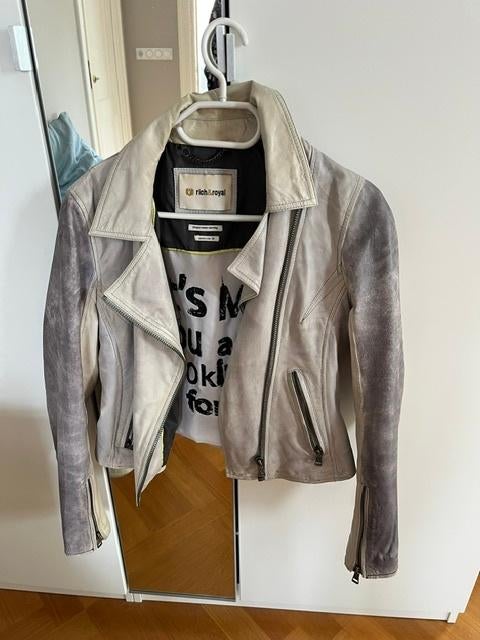 Leren jasje, Kleding | Dames, Ophalen of Verzenden, Gedragen, Maat 38/40 (M), Grijs