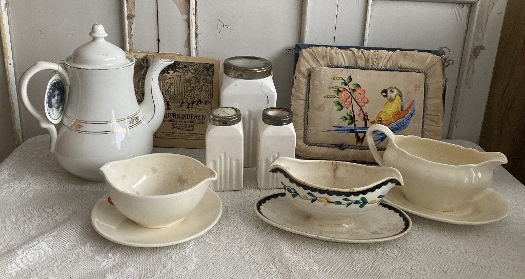 Brocante koffiepot - oude kinderboekjes - kruidenset, Antiek en Kunst, Curiosa en Brocante, Ophalen of Verzenden