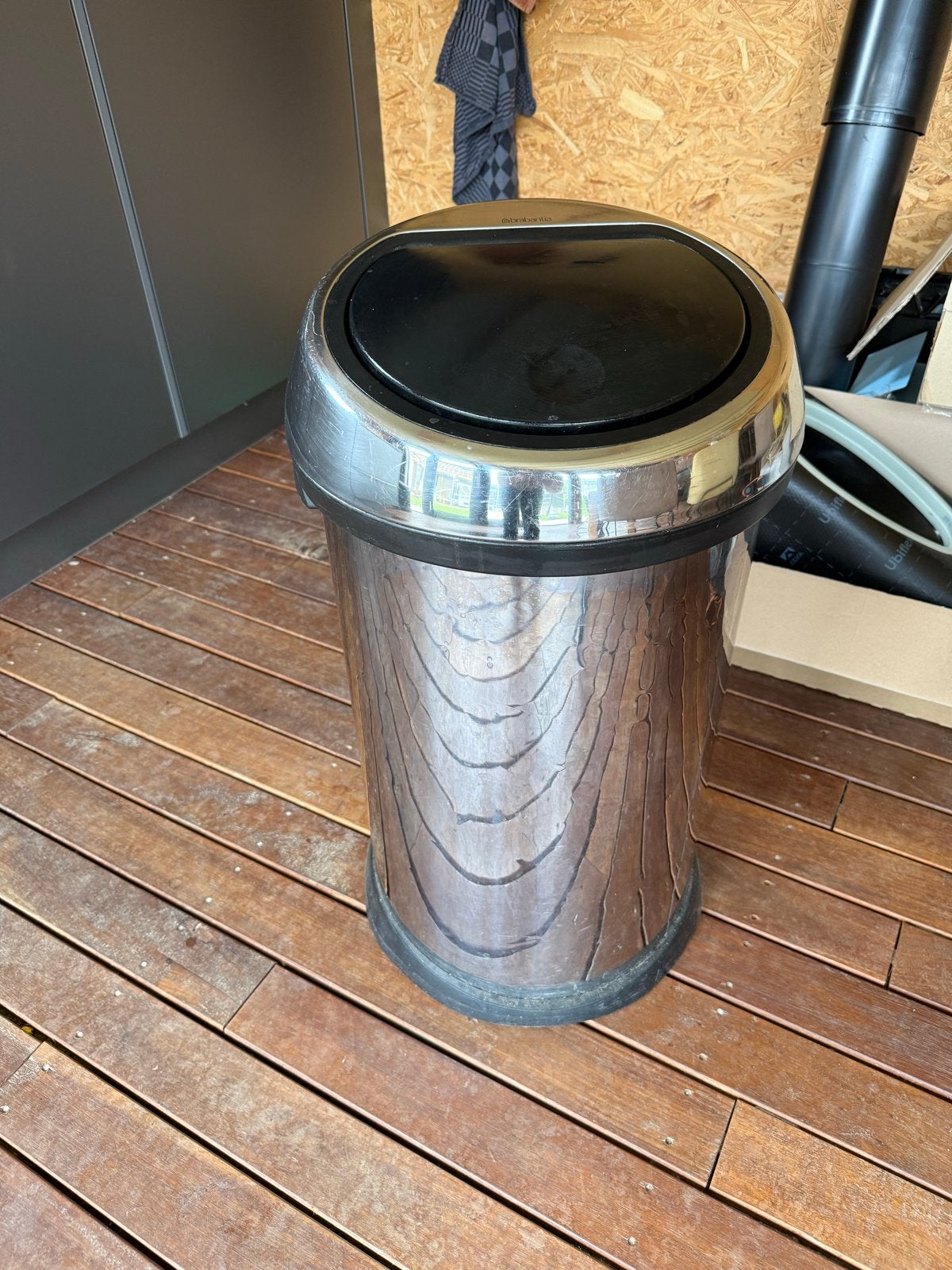 Brabantia prullenbak 60 liter push, Huis en Inrichting, Woonaccessoires | Prullenbakken, Ophalen, Gebruikt, 40 liter of meer, Metaal