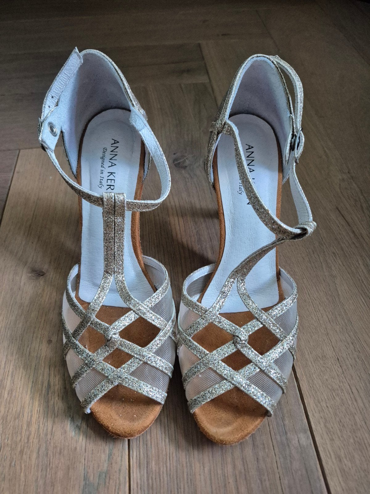Anna Kern Latin Dansschoenen, Ophalen of Verzenden, Zo goed als nieuw, Schoenen