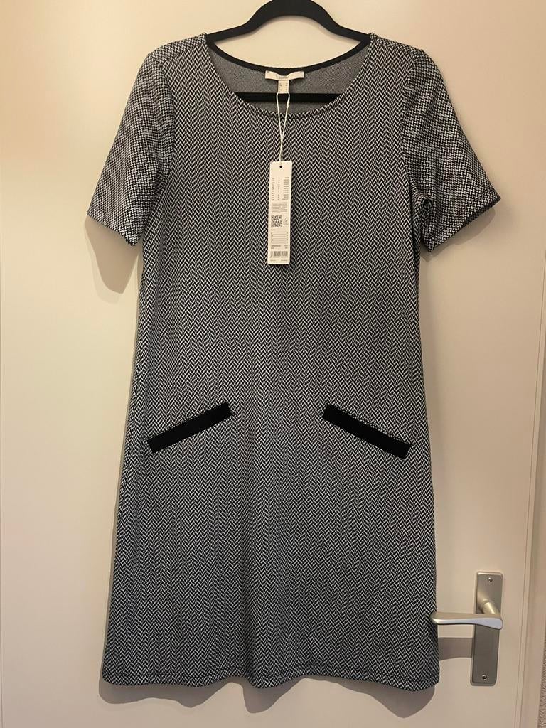 Esprit stretch pepita ruit  jurkje maat M NIEUW, Maat 38/40 (M), Zwart, Ophalen of Verzenden, Zo goed als nieuw