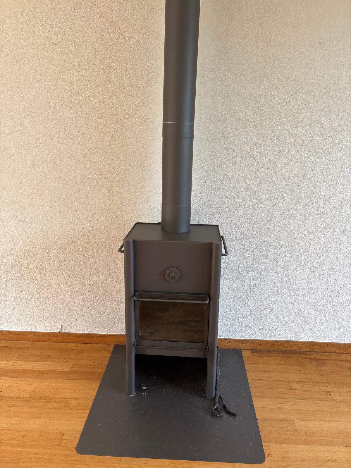 Houtkachel met pijp en vloerplaat, Huis en Inrichting, Kachels, Ophalen, Gebruikt, Houtkachel, Vrijstaand