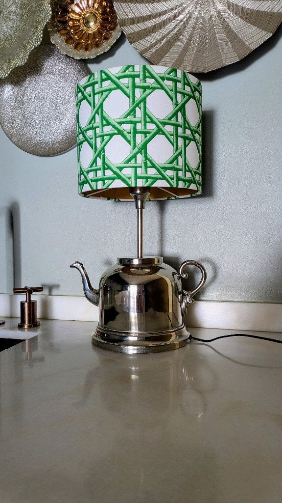 Tafellamp theepot zilverkleur, Huis en Inrichting, Overige typen, Gebruikt, Overige merken, Met schakelaar