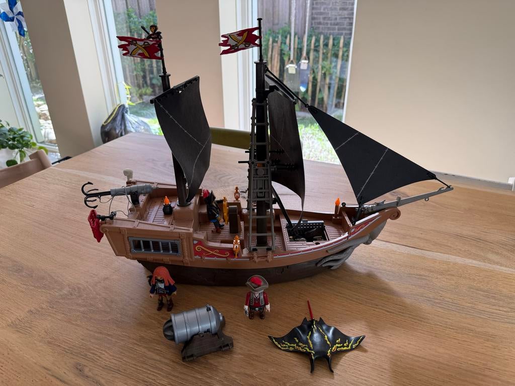 Playmobil Pirates 71530 groot Piratenschip, Ophalen of Verzenden, Zo goed als nieuw, Complete set