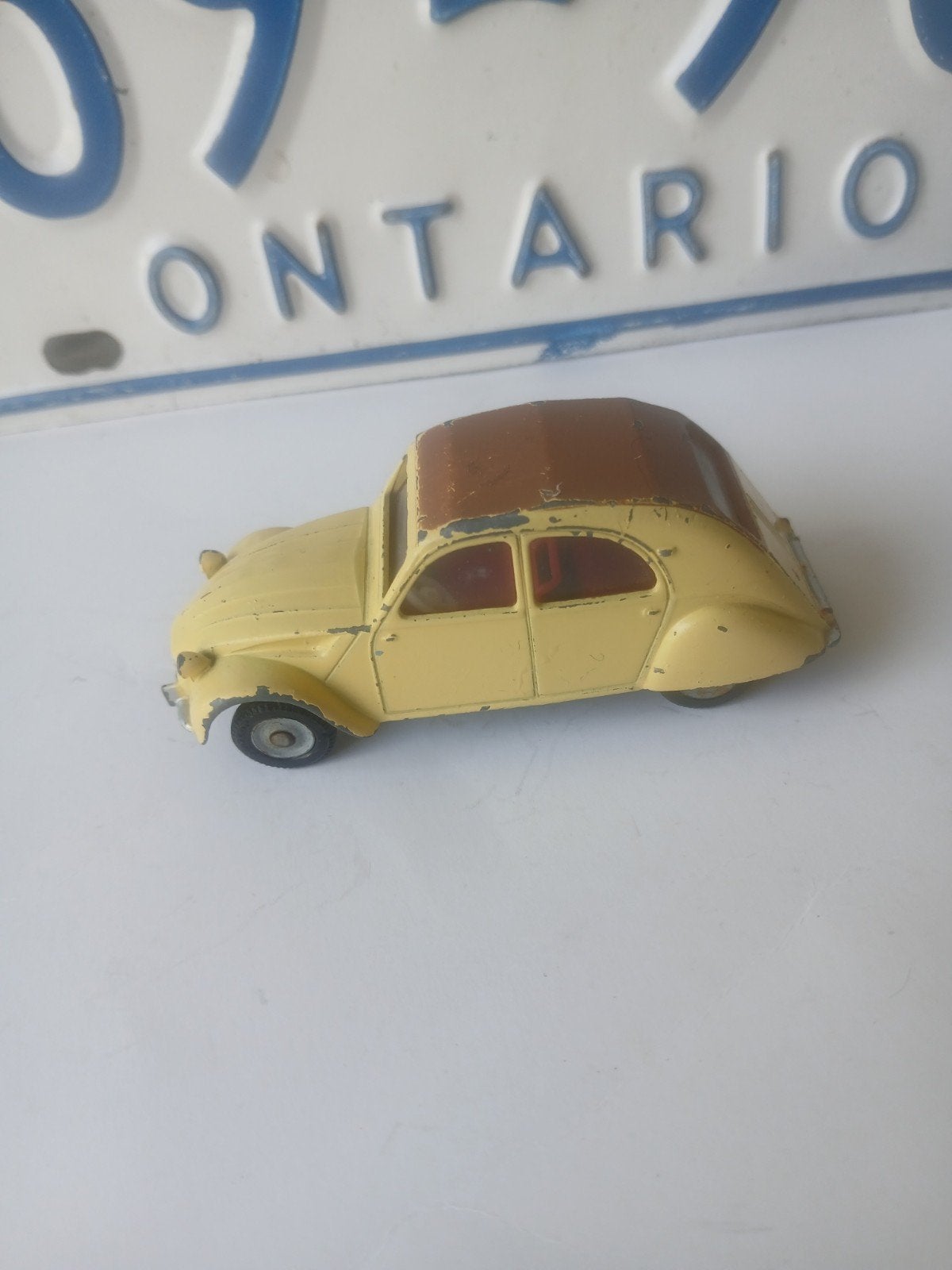Citroën 2CV eend.  Dinky toys France 558, Ophalen of Verzenden, Zo goed als nieuw, Auto, Dinky Toys