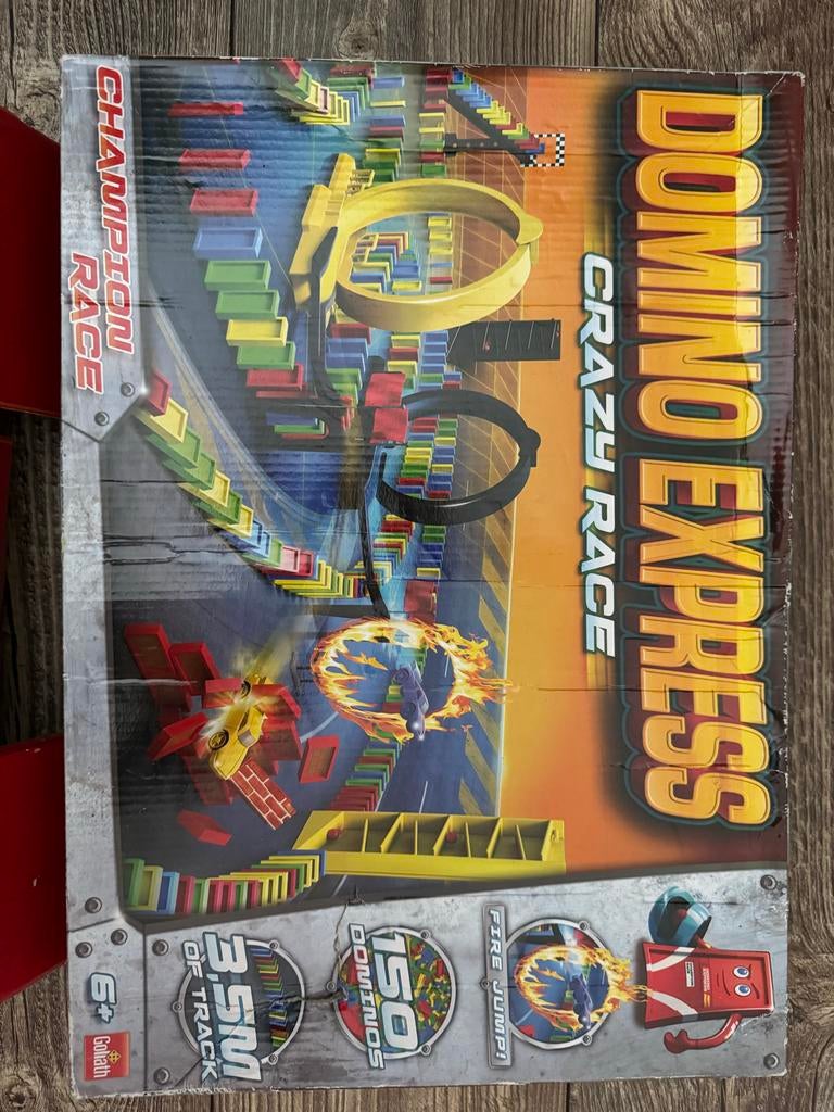 Domino Express Crazy Race met 750 extra dominostenen, Ophalen of Verzenden, Gebruikt, Jongen of Meisje