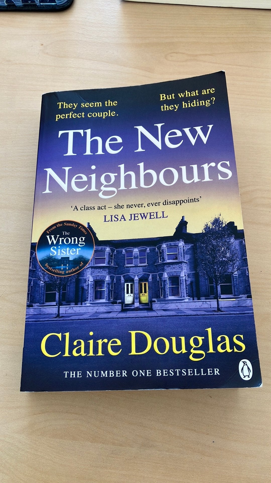 Claire Douglas The new Neighbours, Ophalen, Zo goed als nieuw