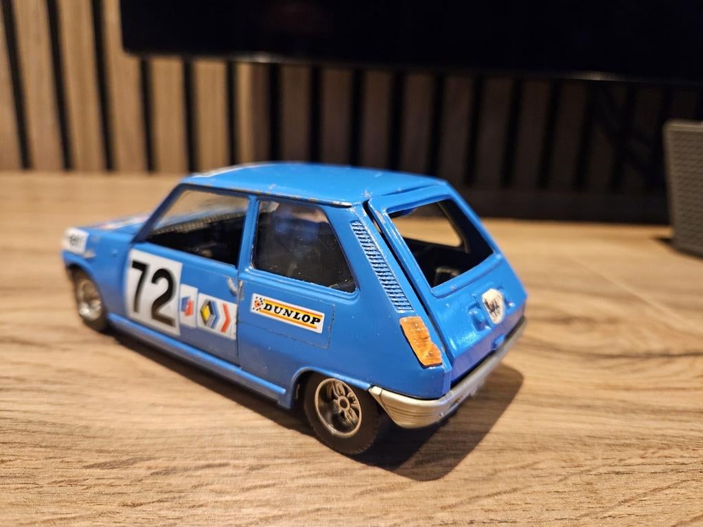 Renault 5 Alpine coupe 1:24
Bouwjaar 1972 In gebruikte staat, Hobby en Vrije tijd, Modelauto's | 1:24, Ophalen of Verzenden, Gebruikt