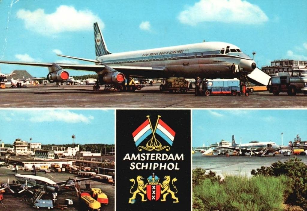 Amsterdam Schiphol - ca 1965 voor € 1,00, Verzamelen, Ophalen, Zo goed als nieuw, Kaart, Foto of Prent