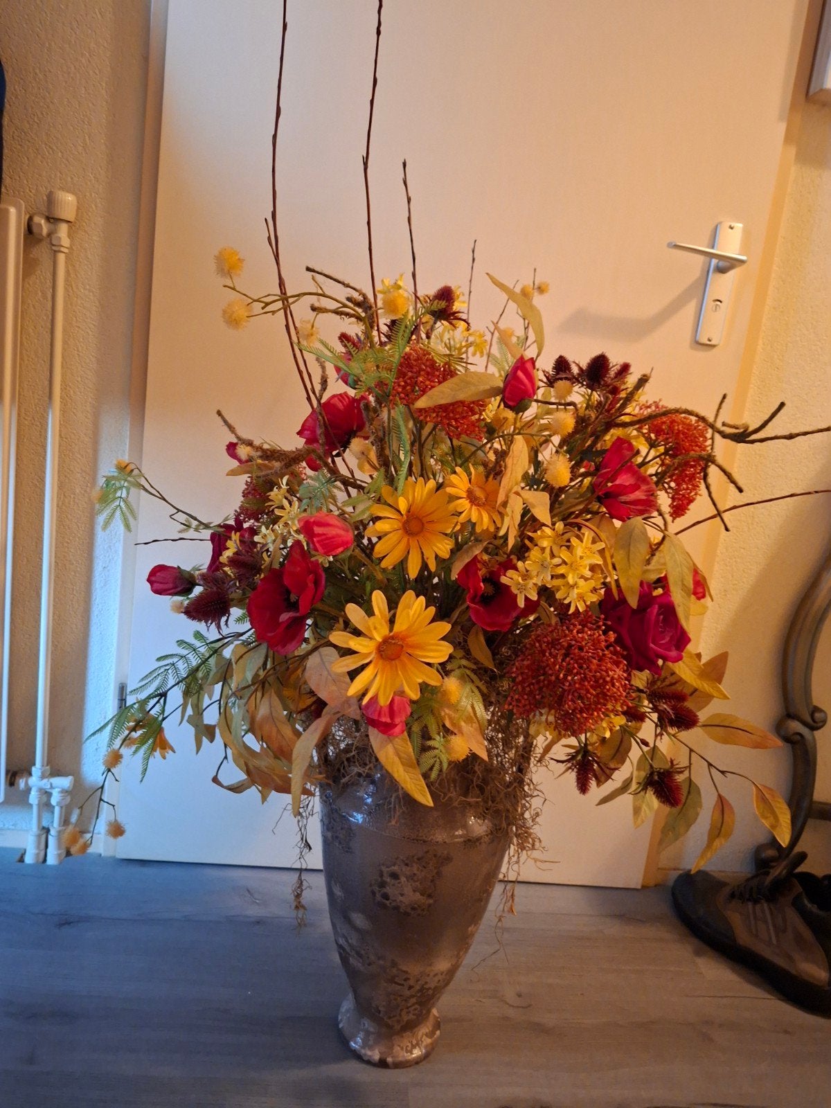 bloemstuk van zijdebloemen, Ophalen, Zo goed als nieuw