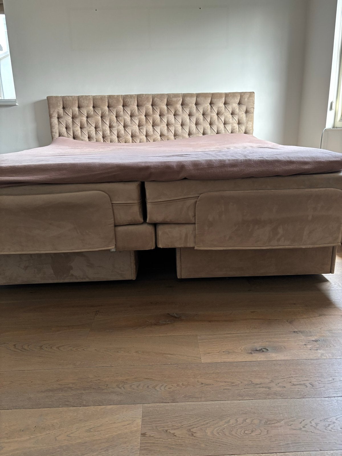 Jensen Ambassador Vital Basic Bed Beige 210x220 met storing, Ophalen, Beige, Tweepersoons, Overige maten