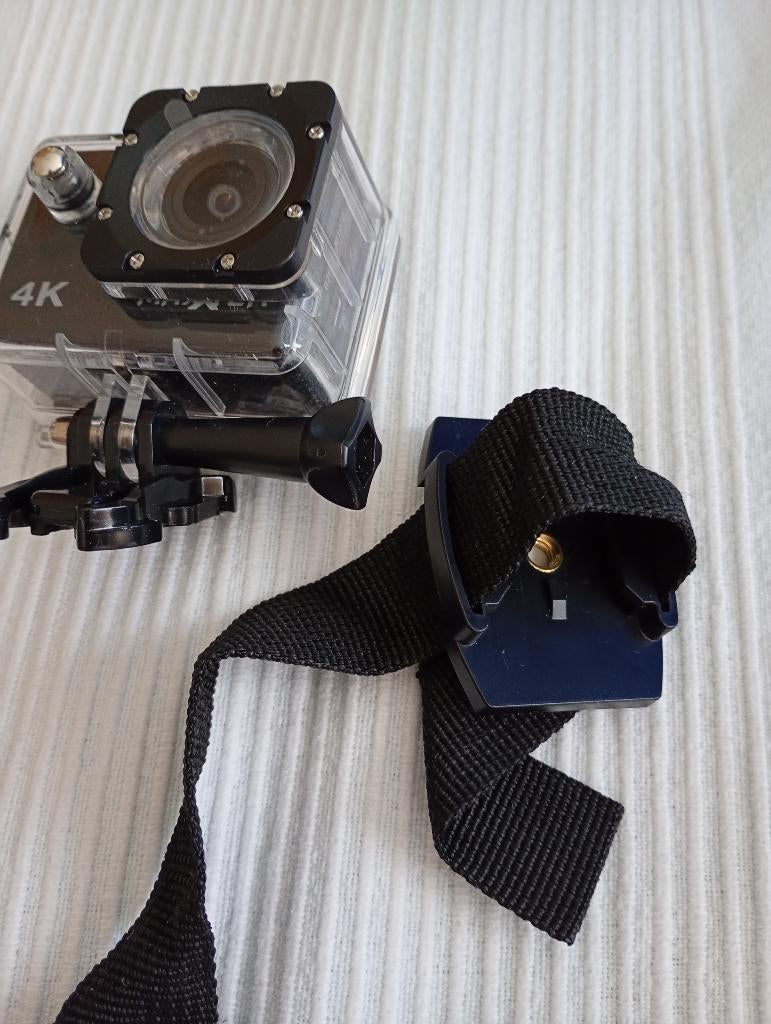 Actiecamera te koop waterdicht, Audio, Tv en Foto, Actiecamera's, Ophalen, Zo goed als nieuw, Overige merken