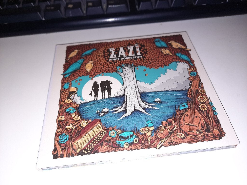 CD GESIGNEERD Zazí – Zingt Dorrestijn, Ophalen, Zo goed als nieuw