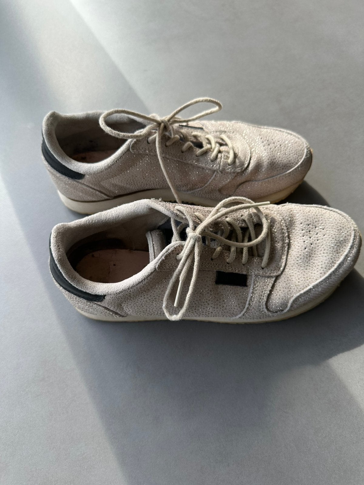 Beige glitter Woden Denmark sneakers, maat 40, Kleding | Dames, Verzenden, Beige, Sneakers of Gympen, Woden