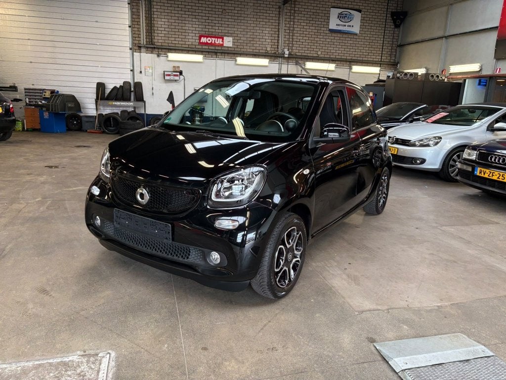 Smart Forfour 90pk Leder, Pano, Achterwielaandrijving, Zwart, Leder, Bedrijf