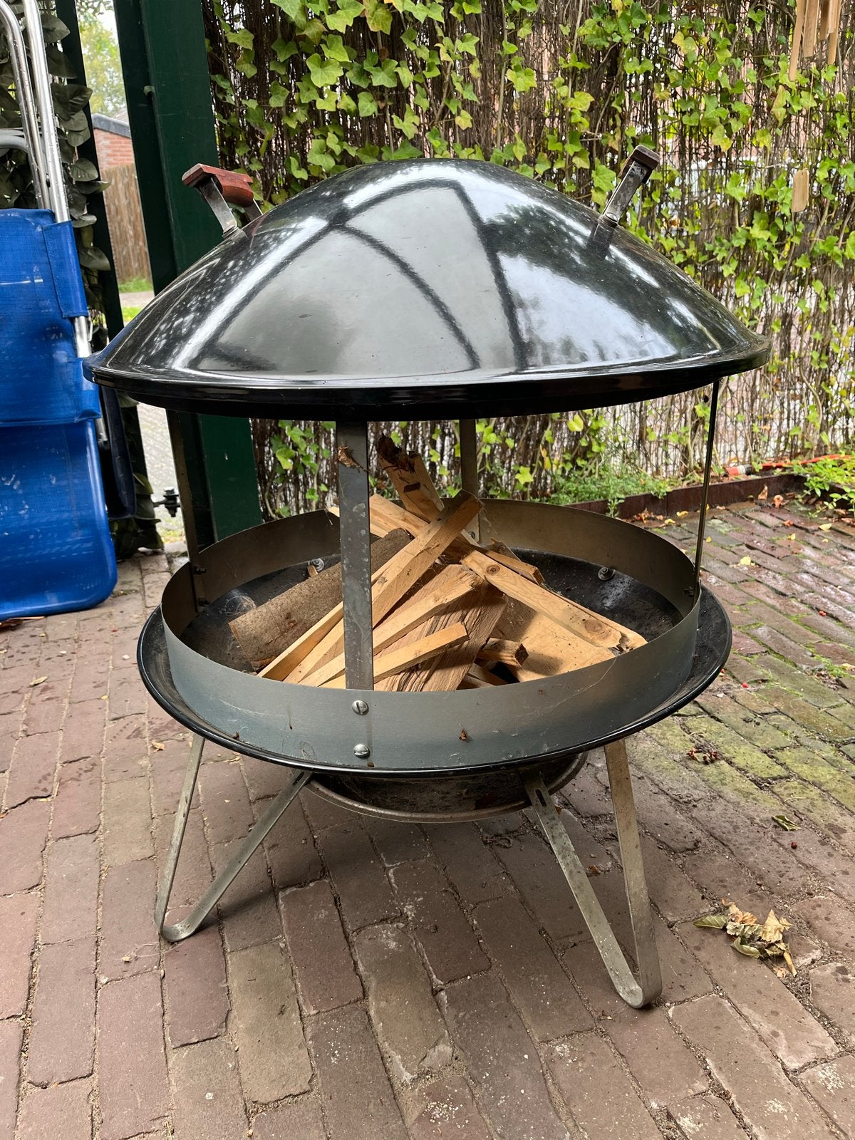 Weber tuinkachel met deksel en losse afdekhoes, Tuin en Terras, Ophalen, Gebruikt