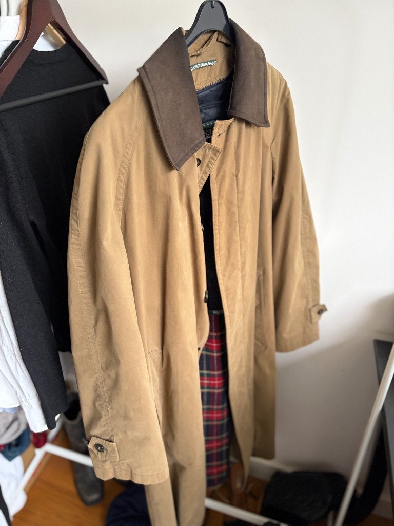 Wellington lange jas bruine kraag | Maat 46 | Valt ruim, Beige, Wellington of Bilmore, Ophalen of Verzenden, Zo goed als nieuw