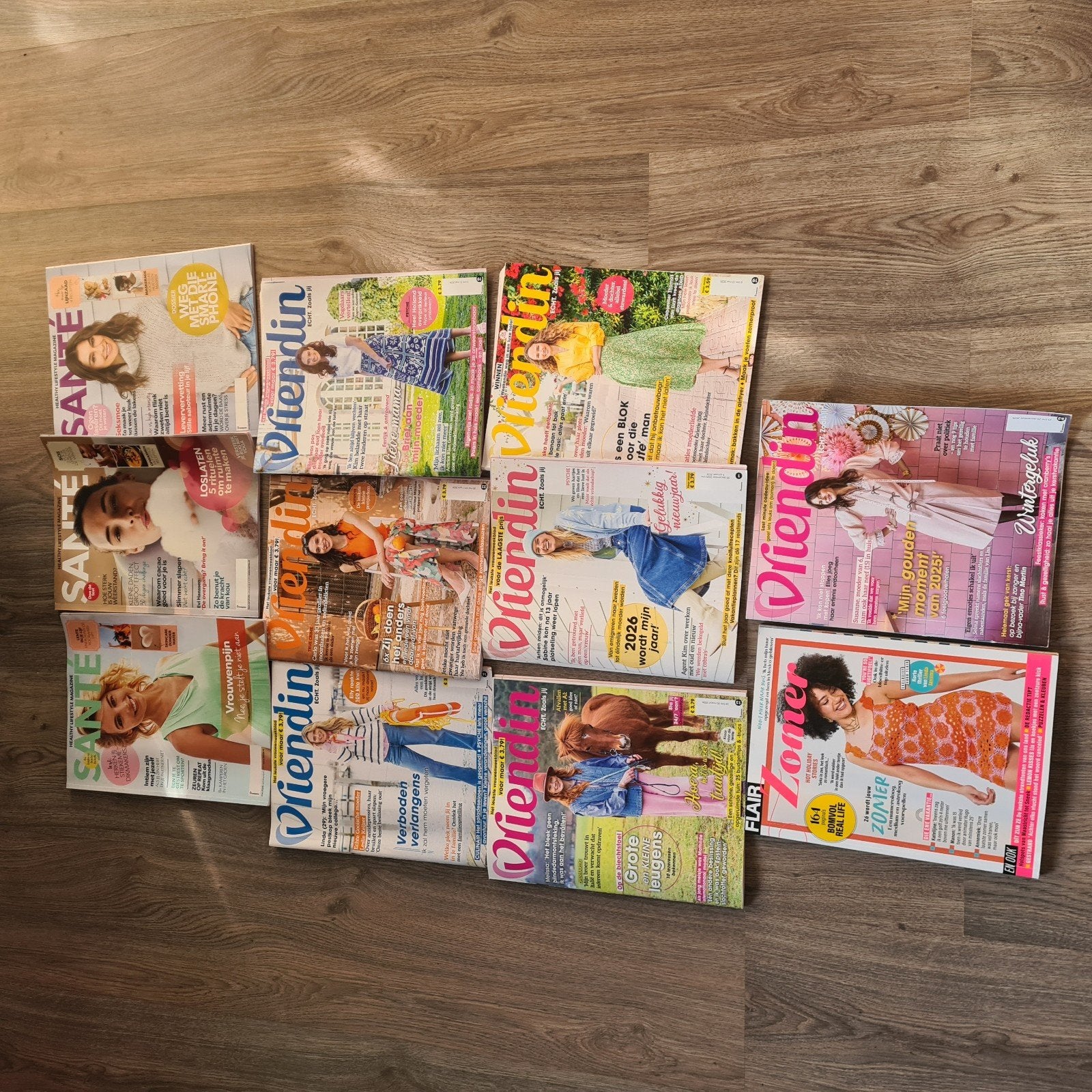 ELLE, Cosmopolitan, &C, Vriendin magazines, Boeken, Tijdschriften en Kranten, Ophalen of Verzenden, Gelezen, Damesbladen