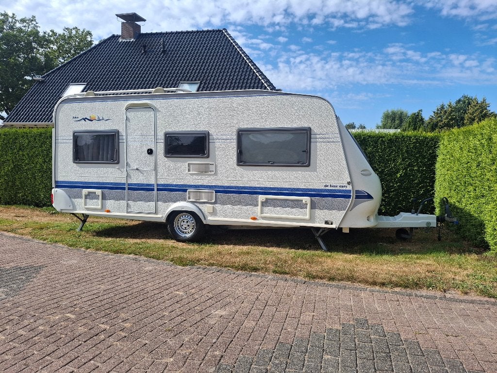 Hobby 495 UL Excellent Easy 2003, Rondzit, Hobby, Schokbreker, Particulier