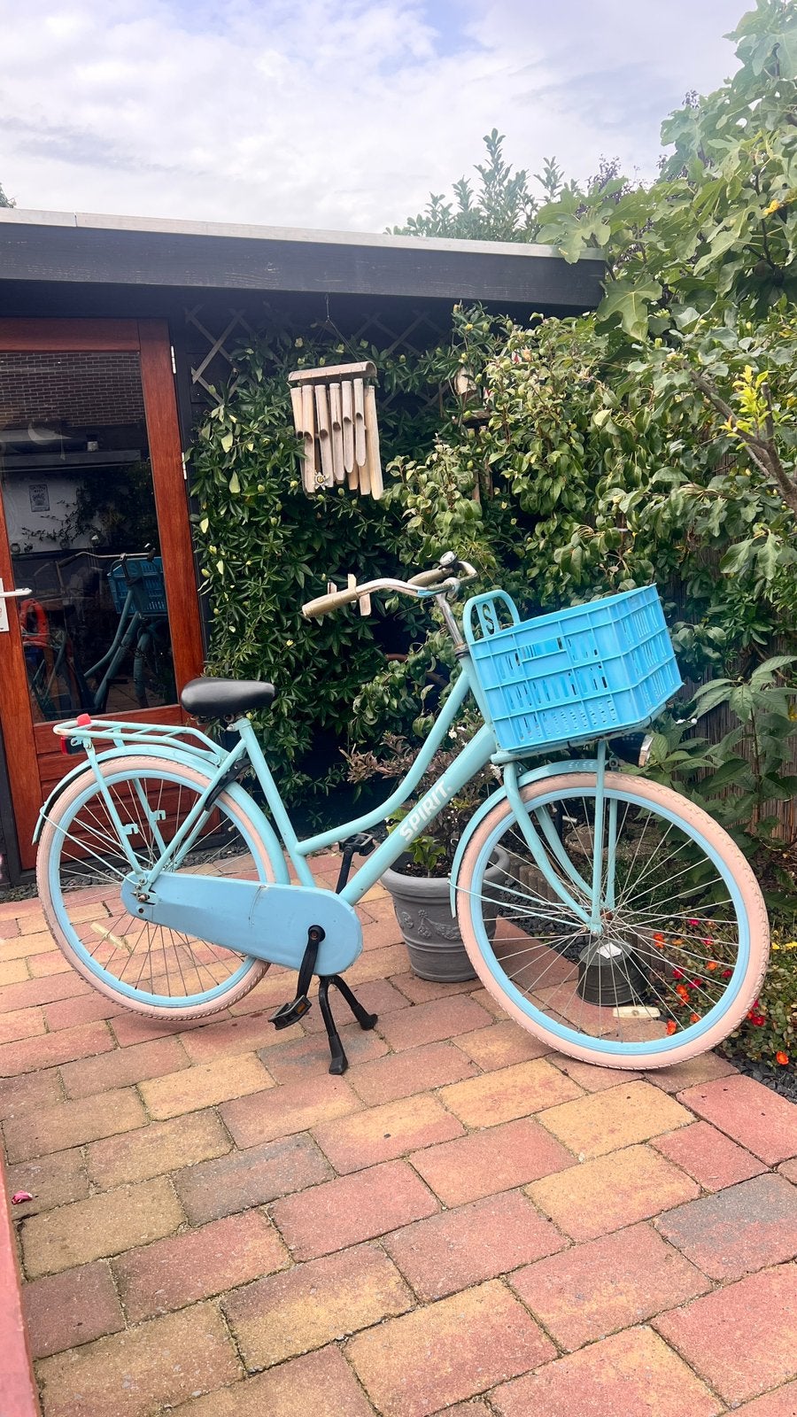 Lichtblauwe Spirit fiets