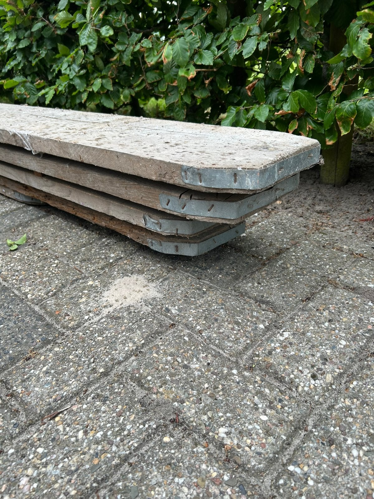 Steigerdelen steigerplanken met metalen banden, Ophalen, Gebruikt, 25 tot 50 mm, Plank